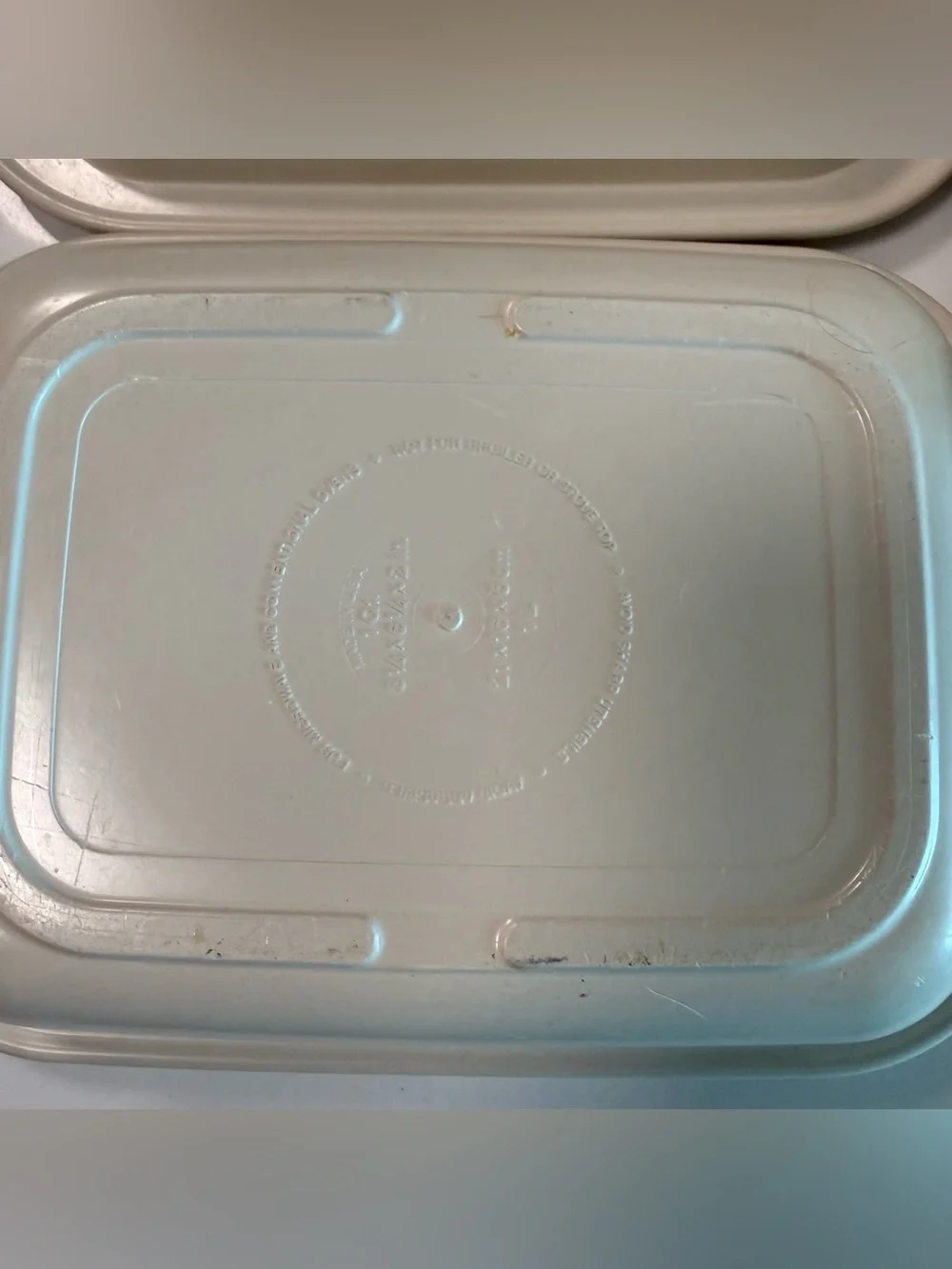 Tupperware dish 25 vintage